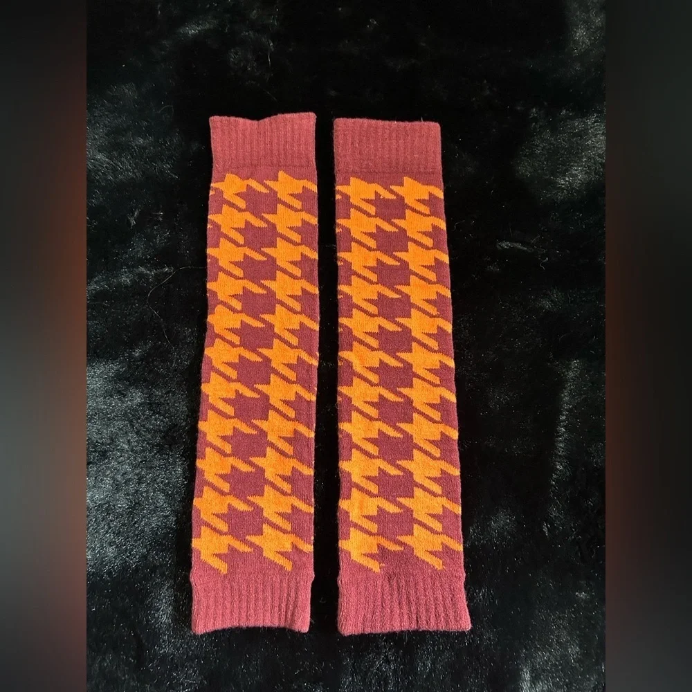 Vintage Houndstooth Knit Arm Warmers - Retro Style Cozy Winter Accessory